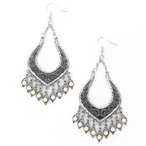 Paparazzi ​Sahara Fiesta - White